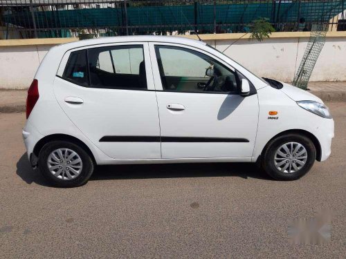 Hyundai i10 Sportz 2014 MT for sale in Ahmedabad 