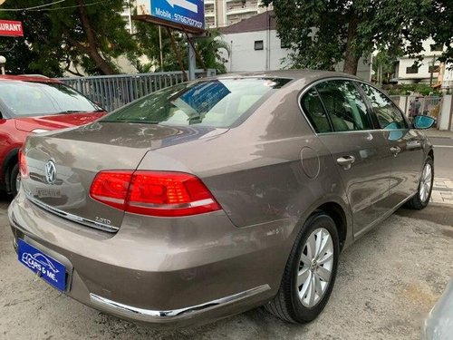 Used 2011 Volkswagen Passat Highline DSG AT in Pune