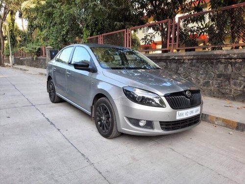 Skoda rapid black edition