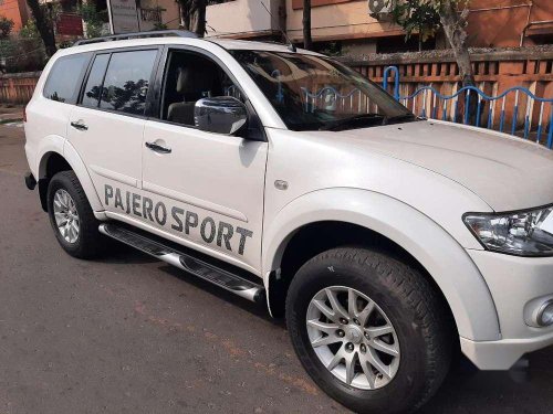 Mitsubishi Pajero Sport Limited Edition, 2014, Diesel MT in Kolkata