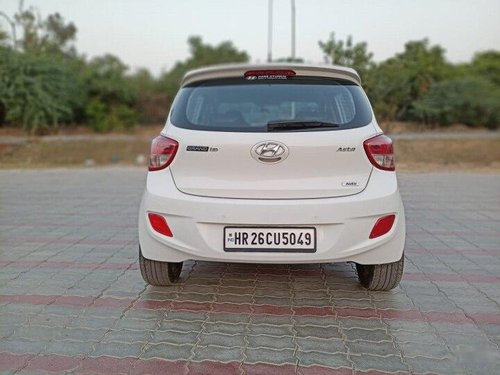 Hyundai Grand i10 Asta 2016 AT for sale in New Delhi