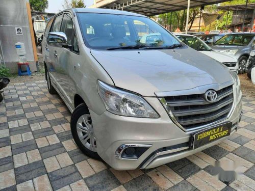 Used 2015 Toyota Innova MT for sale in Aluva 