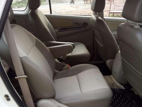 Used Toyota Innova 2012 MT for sale in Navsari 