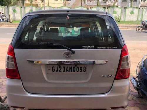 Used Toyota Innova 2.5 V 8 STR, 2013 MT for sale in Anand 