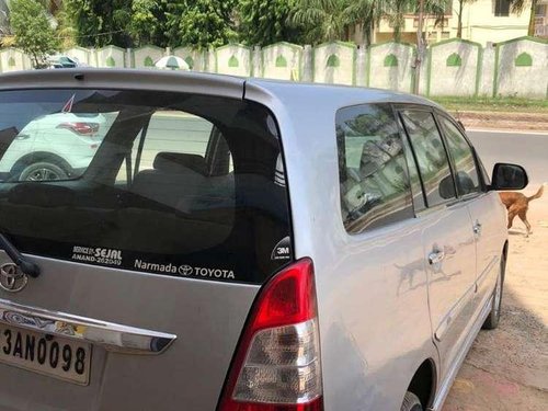 Used Toyota Innova 2.5 V 8 STR, 2013 MT for sale in Anand 