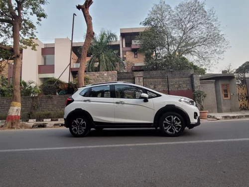 Used 2020 Honda WR-V MT for sale in New Delhi