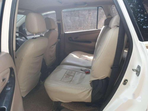 Toyota Innova 2.5 G 8 STR BS-III, 2015 MT in Varanasi 