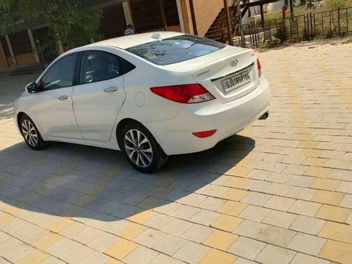 Used Hyundai Verna 1.6 CRDi SX, 2014, MT in Gandhinagar 