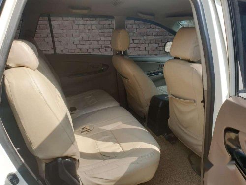 Toyota Innova 2.5 G 8 STR BS-III, 2015 MT in Varanasi 