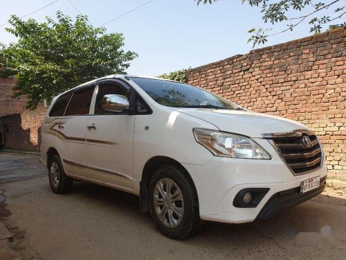 Toyota Innova 2.5 G 8 STR BS-III, 2015 MT in Varanasi 