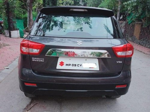 Used 2017 Maruti Suzuki Vitara Brezza MT for sale in Indore