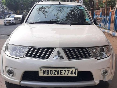 Used Mitsubishi Pajero Sport 2014 AT for sale in Kolkata 