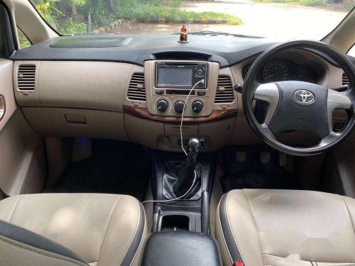 Toyota Innova 2.5 G 7 STR BS-IV, 2015, Diesel MT in Ghaziabad