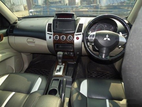 Used 2015 Mitsubishi Pajero Sport Sport 4X2 AT in Kolkata