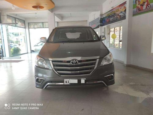 Used 2014 Toyota Innova MT for sale in Perinthalmana 