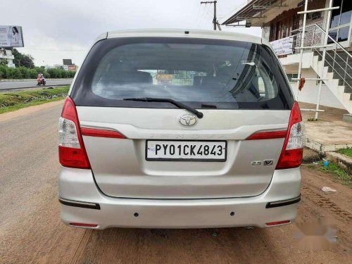 Toyota Innova 2.0 VX 8 STR BS-IV, 2015, Diesel MT in Pondicherry