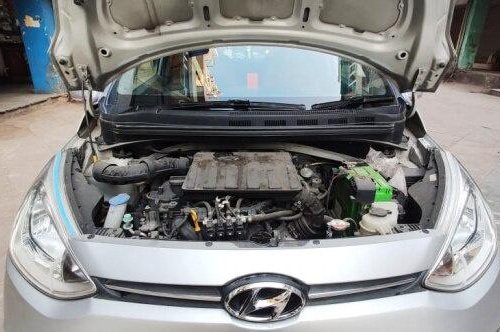 Used Hyundai i10 Sportz 2016 MT in New Delhi 