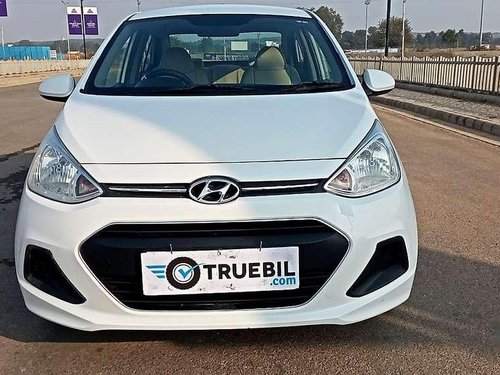 Used 2016 Hyundai Xcent MT for sale in Lucknow 