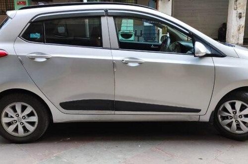 Used Hyundai i10 Sportz 2016 MT in New Delhi 