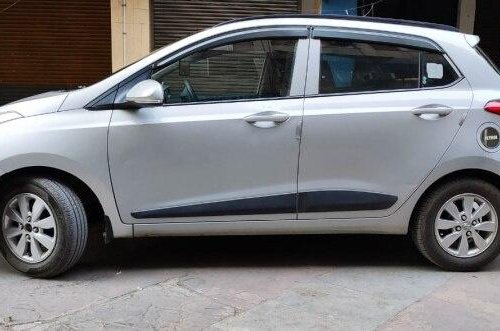 Used Hyundai i10 Sportz 2016 MT in New Delhi 