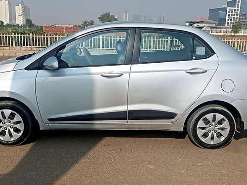 Used 2015 Hyundai Xcent MT for sale in Lucknow 