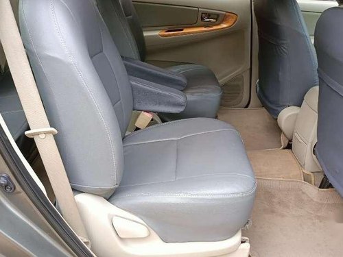 Toyota Innova 2.5 V 7 STR, 2011, Diesel MT in Mira Road