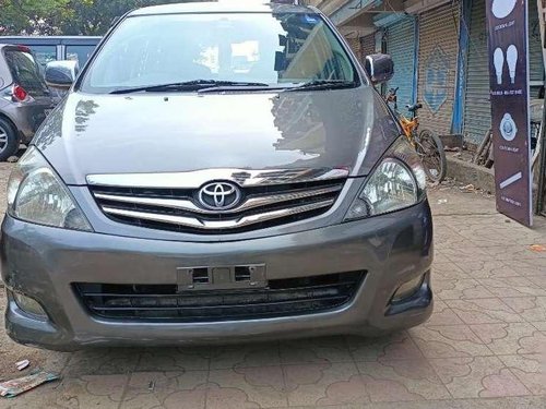 Toyota Innova 2.5 V 7 STR, 2011, Diesel MT in Mira Road