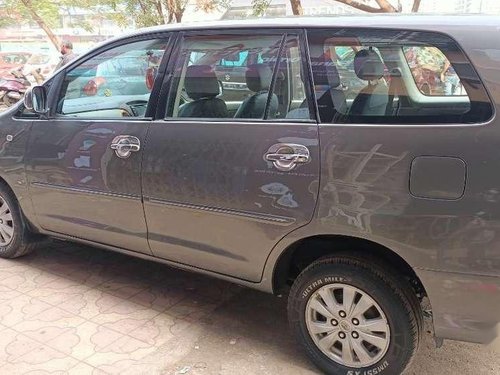 Toyota Innova 2.5 V 7 STR, 2011, Diesel MT in Mira Road