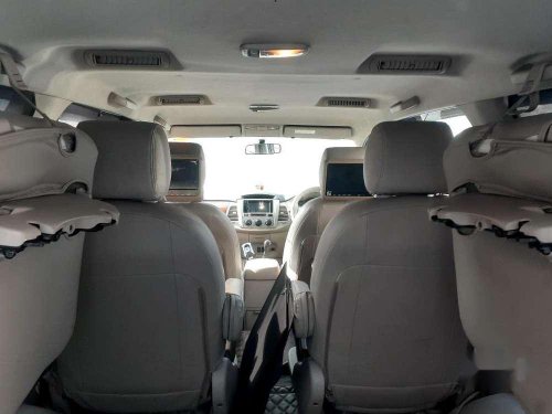 Used 2013 Toyota Innova MT for sale in Ghaziabad 