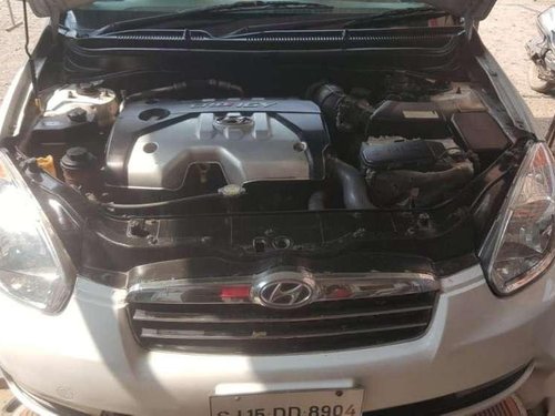 Used Hyundai Verna CRDi 2006 MT for sale in Navsari