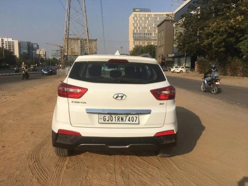 Used 2015 Hyundai Creta AT for sale in Ahmedabad 