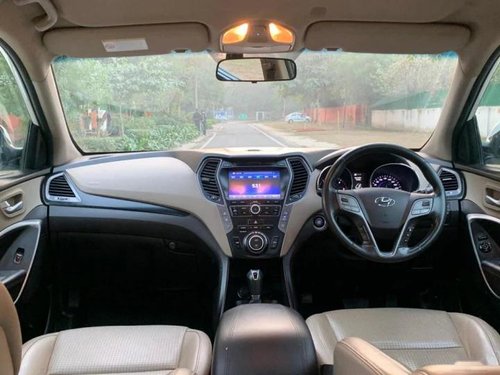Used 2016 Hyundai Santa Fe AT for sale in New Delhi 