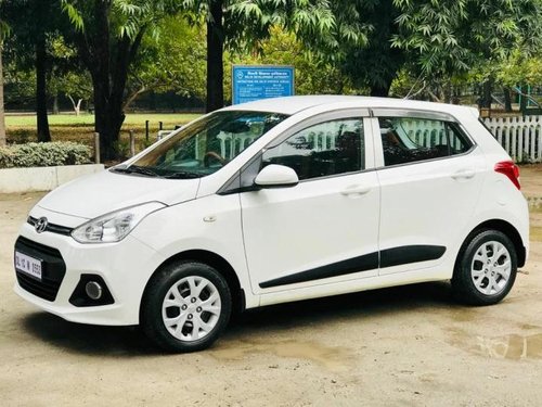 Hyundai Grand i10 1.2 Kappa Magna 2017 MT in New Delhi 