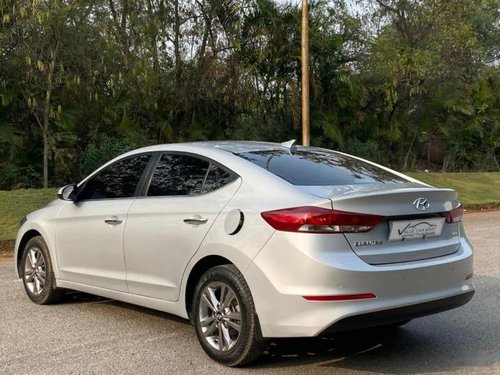 Hyundai Elantra 1.6 SX Option 2016 MT for sale in Hyderabad 