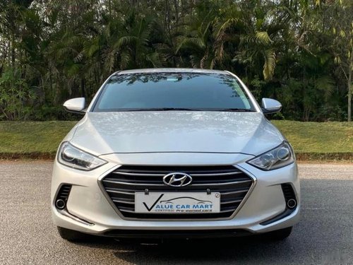 Hyundai Elantra 1.6 SX Option 2016 MT for sale in Hyderabad 