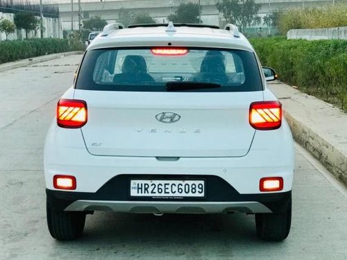 Used Hyundai Venue 2019 MT for sale in New Delhi 