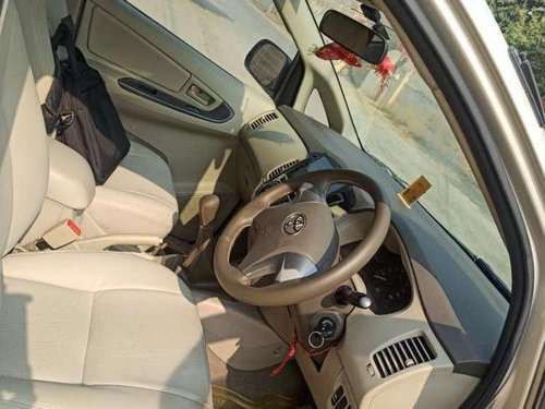 Used 2013 Toyota Innova MT for sale in Faridabad 