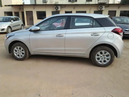 Used 2017 Hyundai i20 MT for sale in Lucknow 