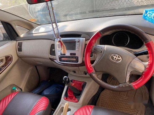 Used Toyota Innova 2013 MT for sale in Goregaon
