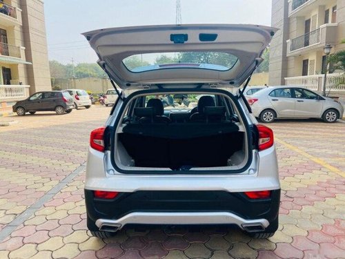 Mahindra XUV300 W8 Diesel 2019 MT for sale in Greater Noida 