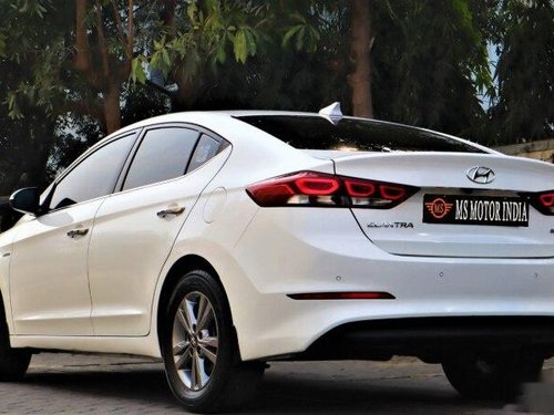 Used 2016 Hyundai Elantra CRDi SX AT in Kolkata