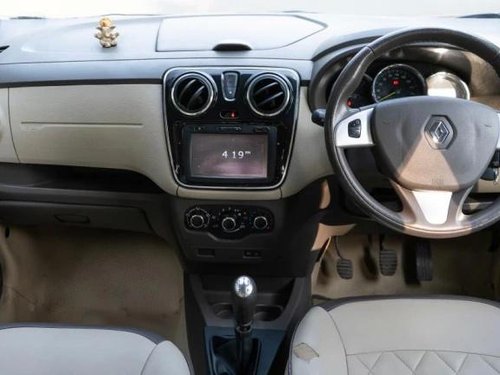 2015 Renault Lodgy Stepway 85PS RXZ 8S MT in Mumbai