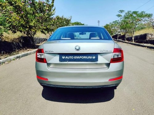 Used Skoda Octavia 2014 AT for sale in Nashik 