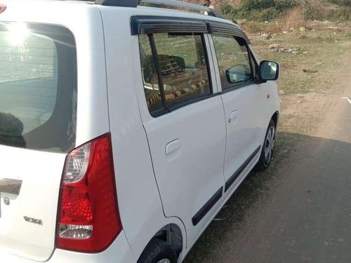 Used 2011 Maruti Suzuki Wagon R VXI MT for sale in Vadodara