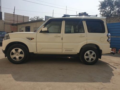 Used 2016 Mahindra Scorpio MT for sale in Ghaziabad