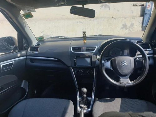 Used 2017 Maruti Suzuki Swift LXI MT in Ghaziabad 