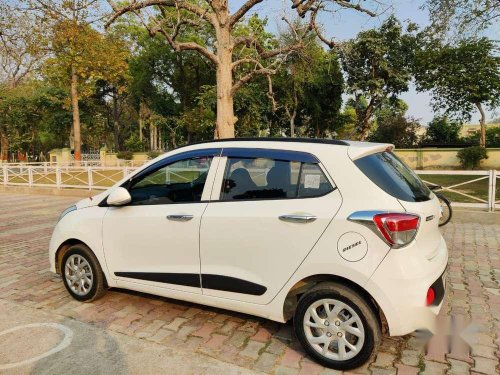 Used 2017 Hyundai Grand i10 MT for sale in Lucknow 