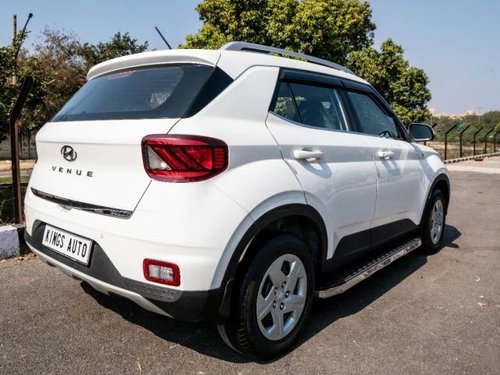 Used Hyundai Venue 2019 MT for sale in New Delhi 