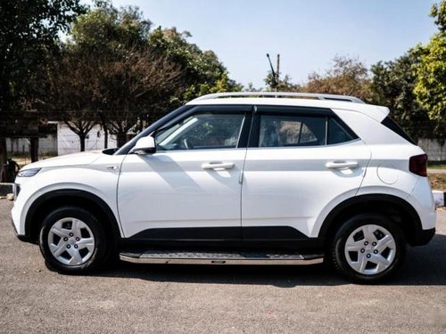 Used Hyundai Venue 2019 MT for sale in New Delhi 