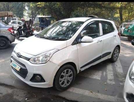 Used 2014 Hyundai Grand i10 1.2 CRDi Sportz MT in Ghaziabad